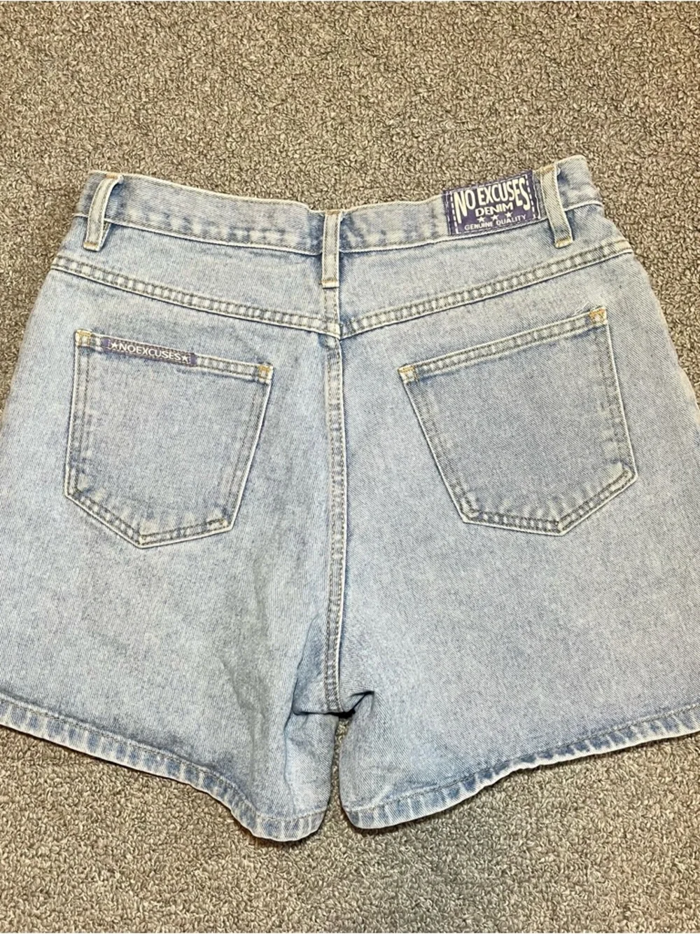 Vintage NO EXCUSES High Rise Denim Jean Mom Shorts Womens Size 13/14 Blue